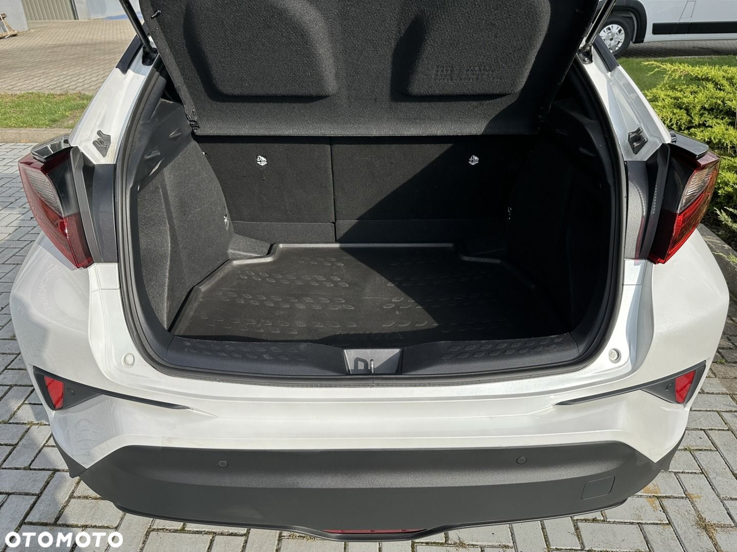 Toyota C-HR 1.8 Hybrid Style - 10