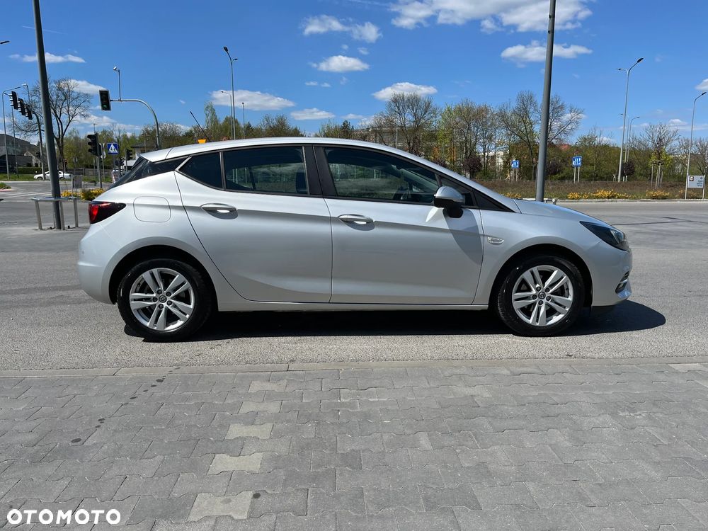 Opel Astra 1.2 T Elegance S&S - 9