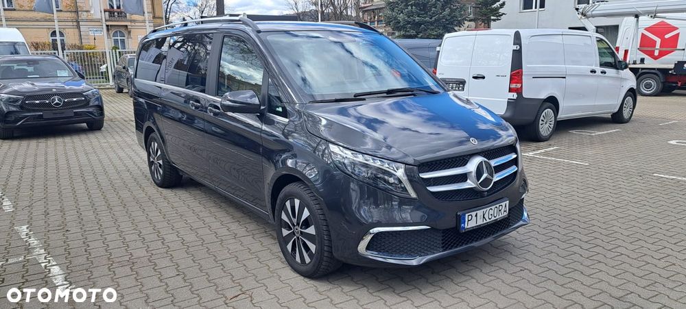 Mercedes-Benz Klasa V 300 d 4-Matic Avantgarde 9G-Tronic (d³ugi) - 8