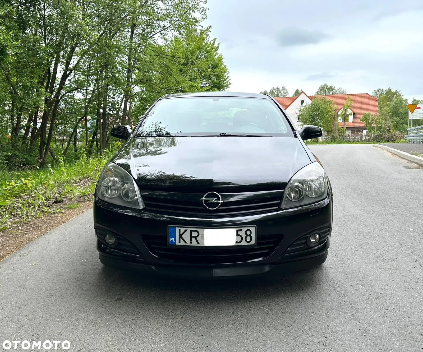 Opel Astra III GTC 1.6 Enjoy - 3