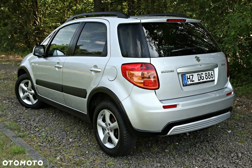 Suzuki SX4 1.6 VVT 4x2 City - 26