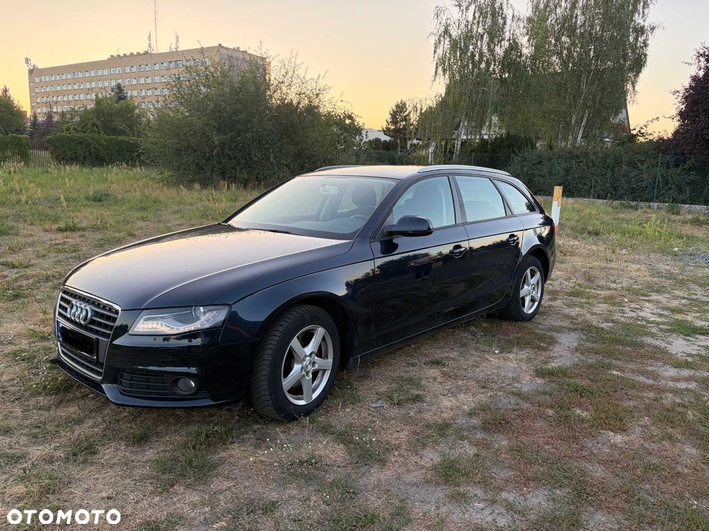 Audi A4 Avant - 1