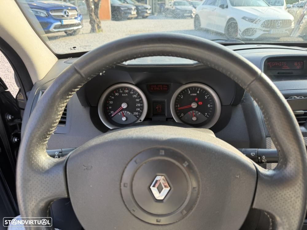 Renault Mégane 1.5 dCi Dynamique - 10