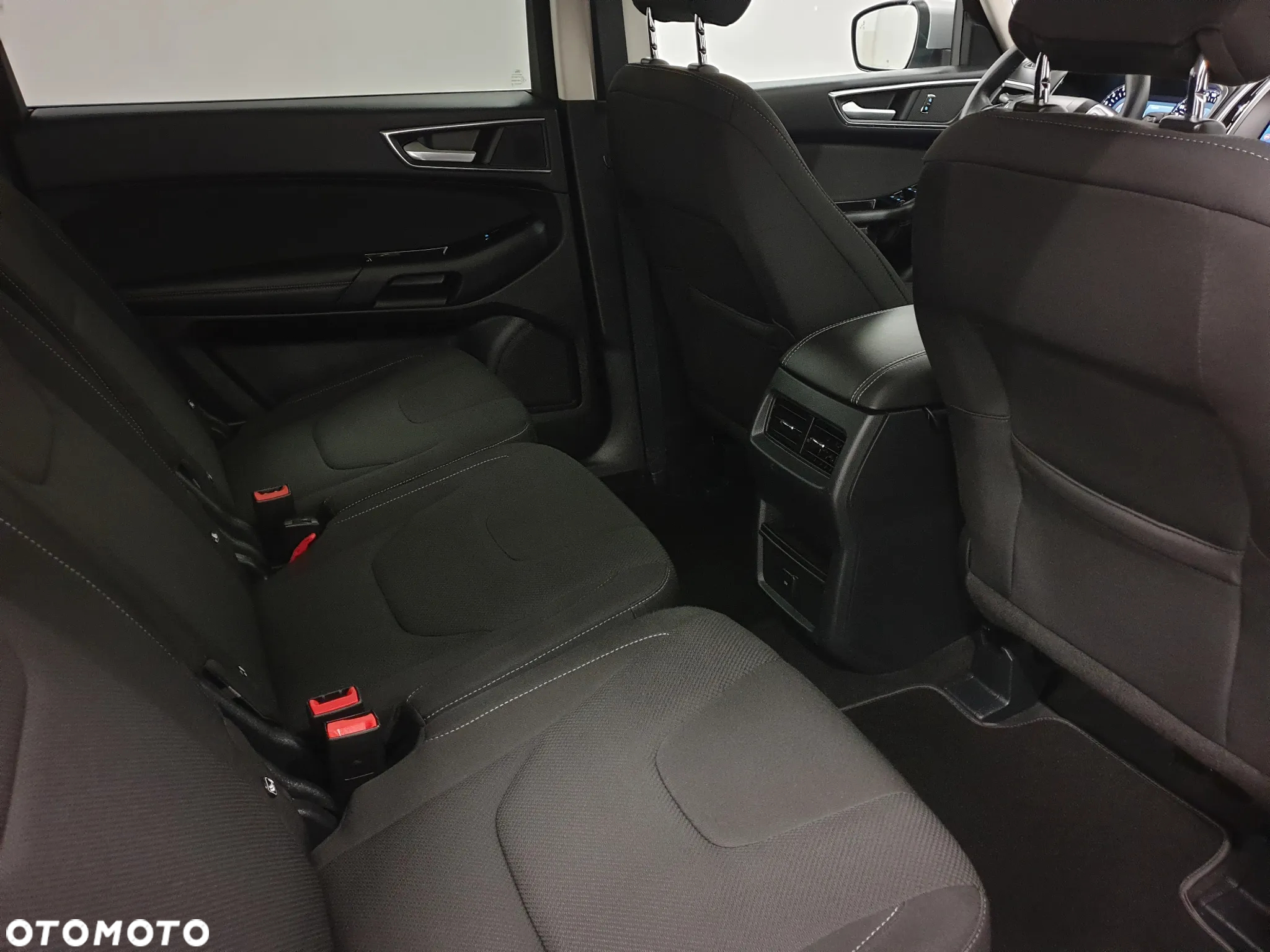 Ford S-Max 2.0 TDCi Titanium PowerShift - 40