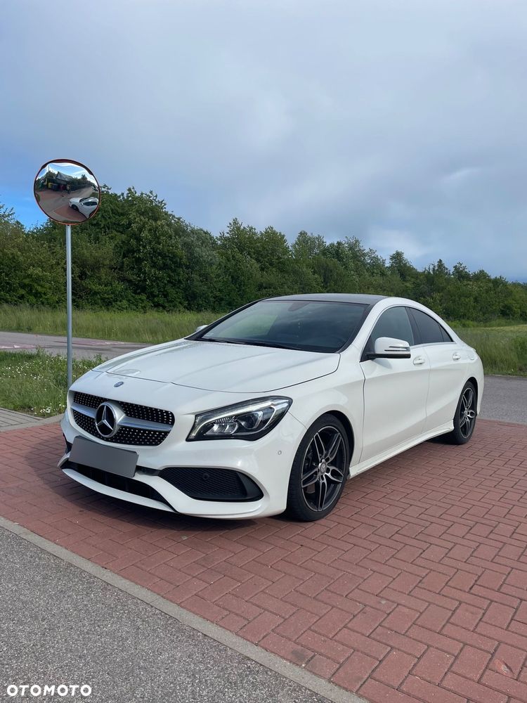 Mercedes-Benz CLA 220 4-Matic AMG Line - 2