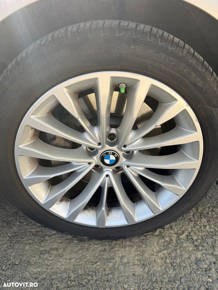 BMW Seria 5 530d xDrive AT - 10