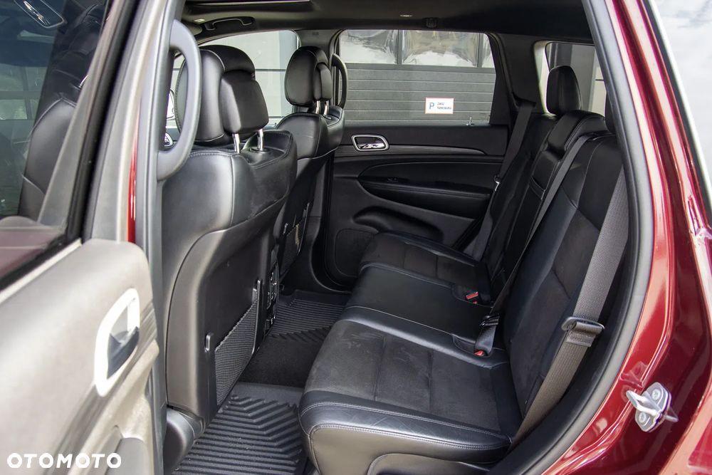 Jeep Grand Cherokee - 11