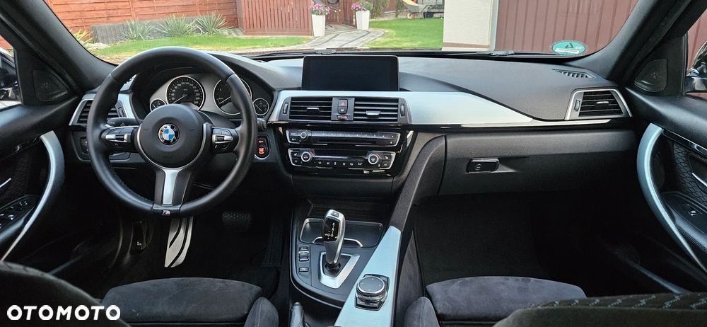 BMW Seria 3 320d xDrive Edition M Sport Shadow - 17