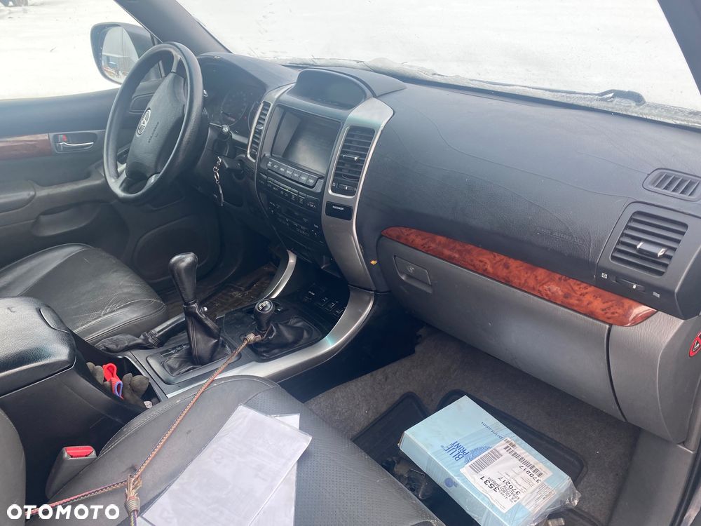 Toyota Land Cruiser 3.0 D Luna Comfort - 2