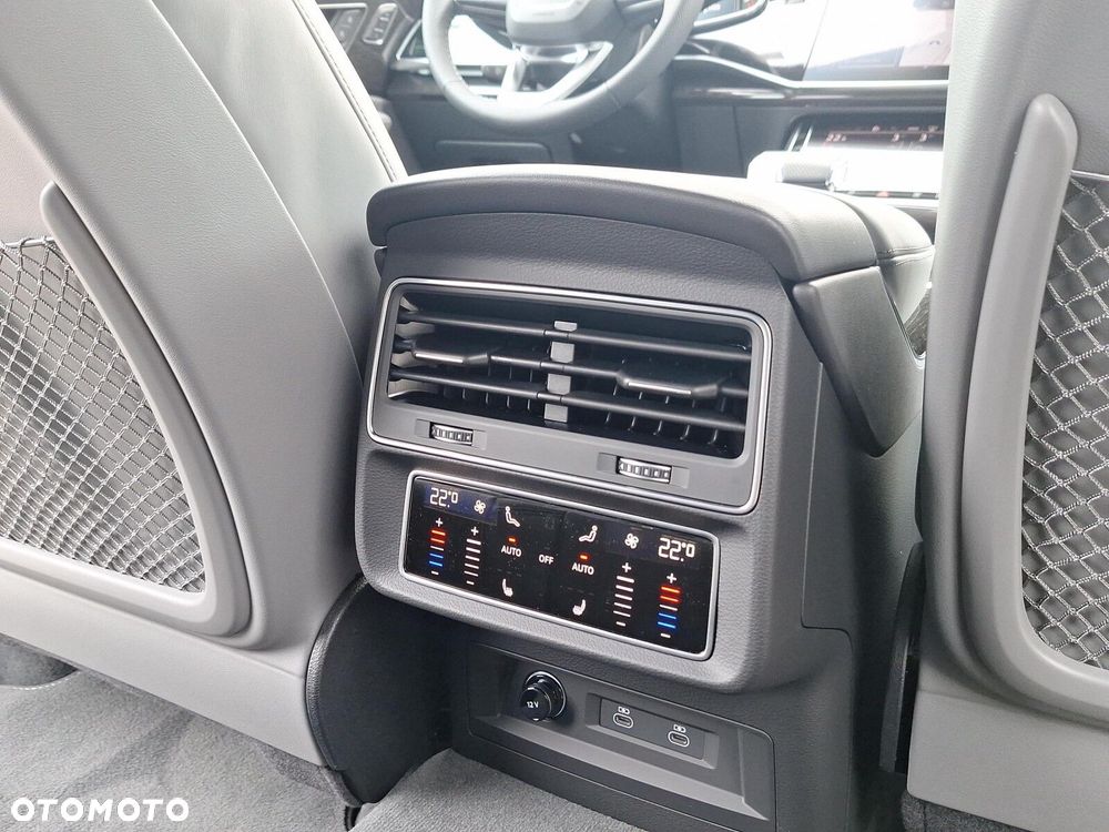 Audi SQ8 - 20