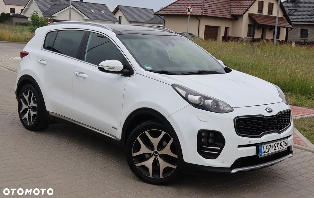Kia Sportage 2,0 CRDI AWD GT Line - 4