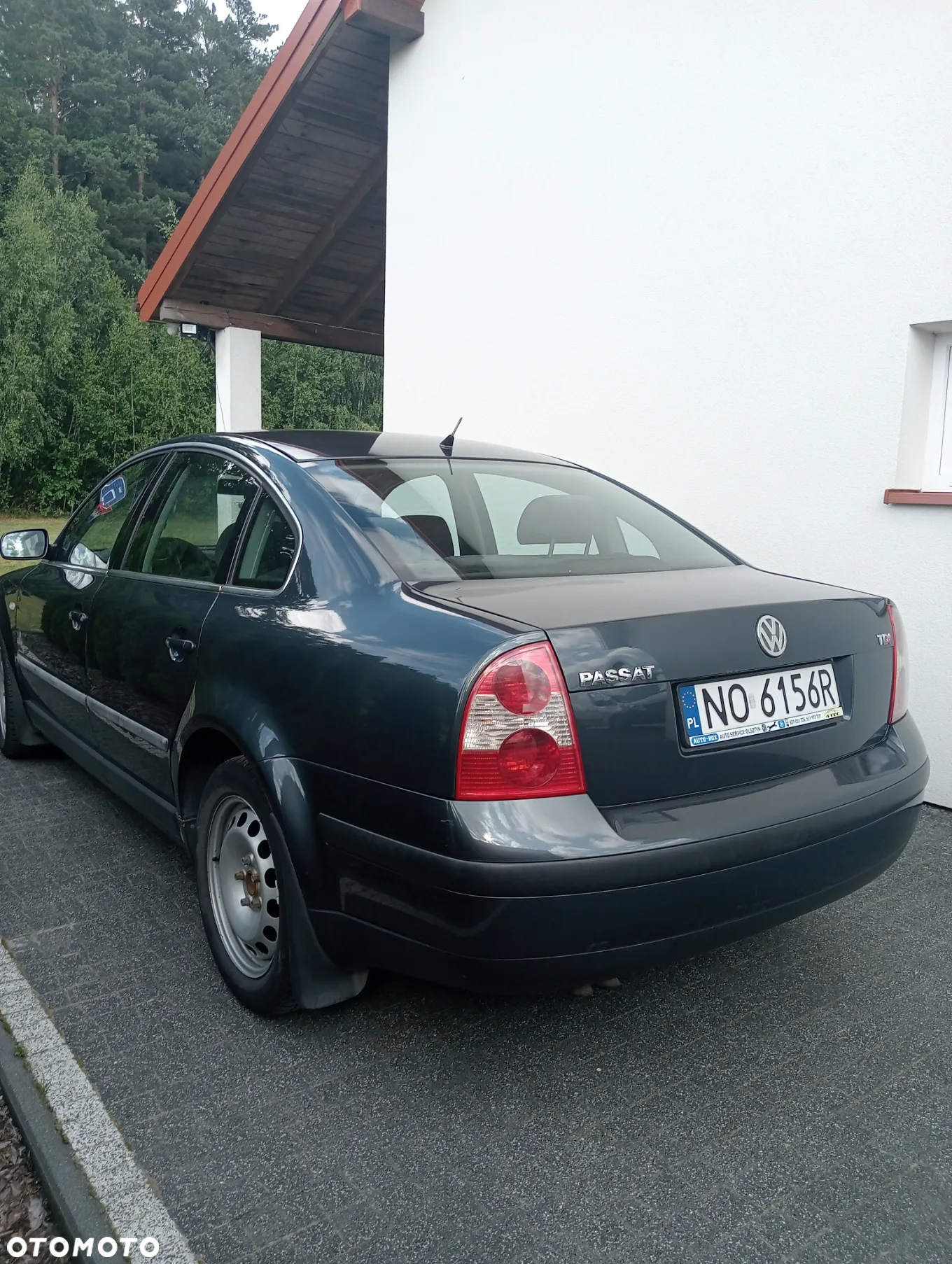 Volkswagen Passat 1.9 TDI Highline - 3