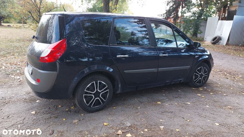 Renault Scenic - 5