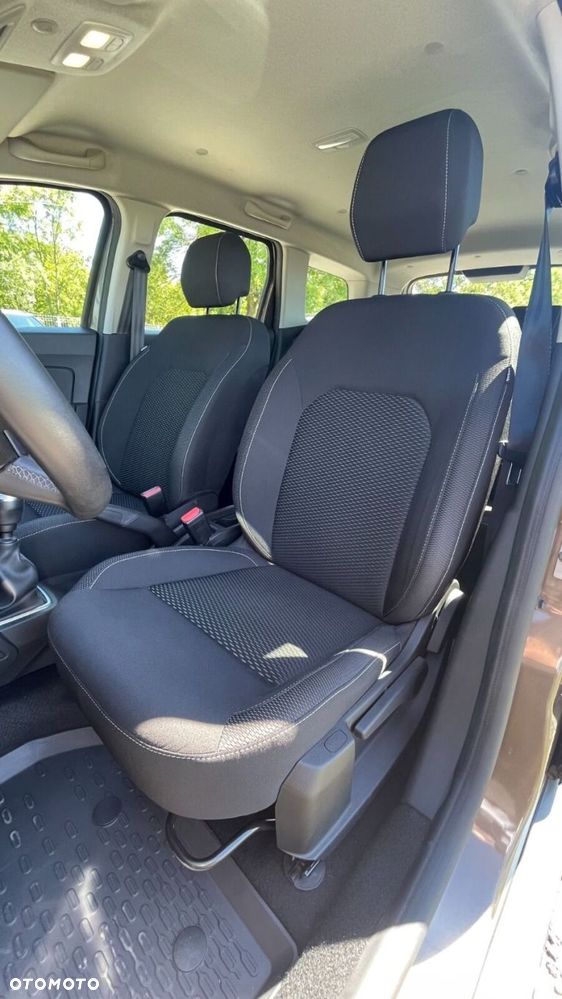 Dacia Duster 1.0 TCe Essential - 9