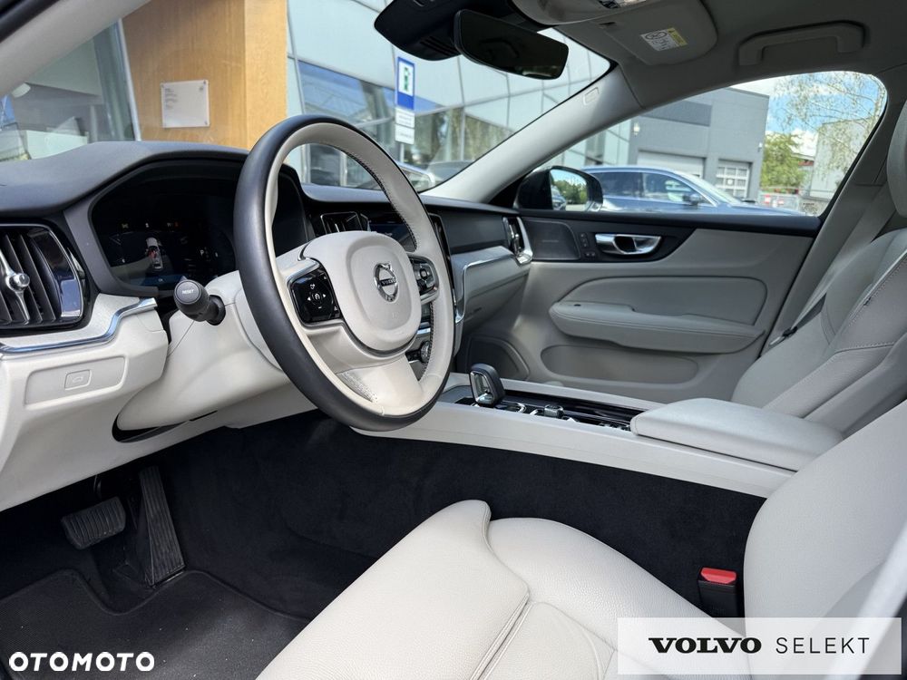 Volvo V60 - 16