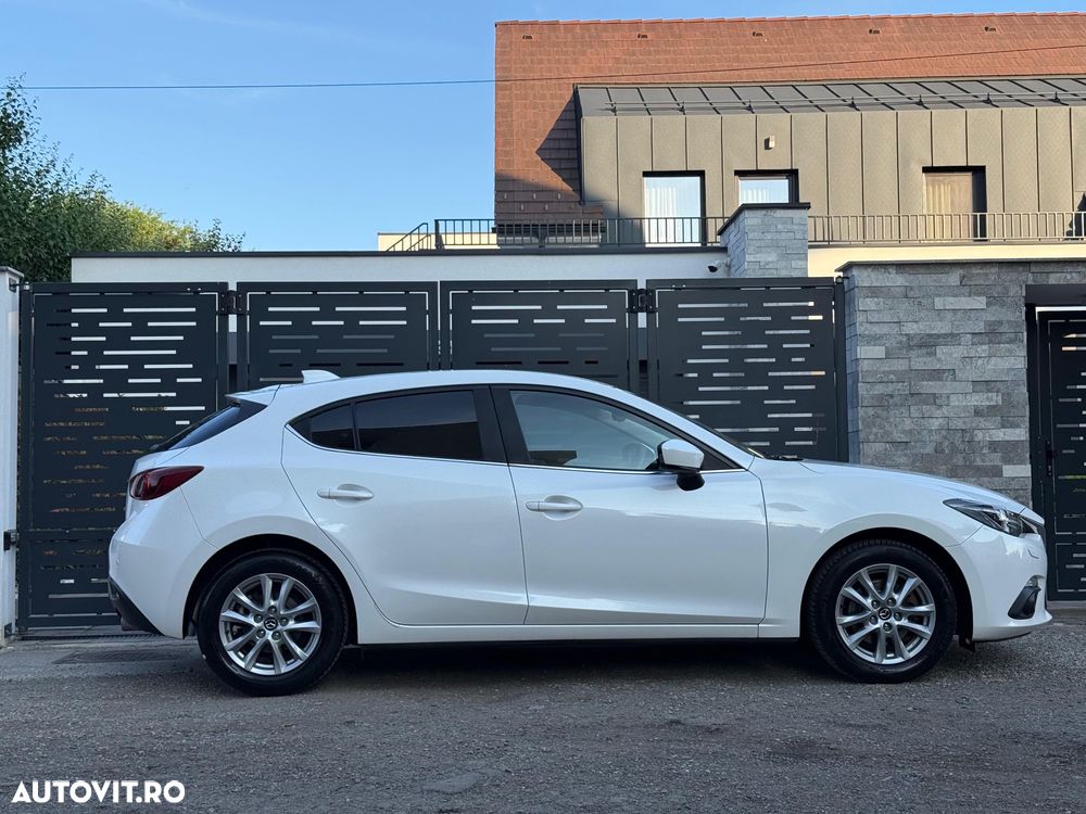 Mazda 3 SKYACTIV-G 120 Exclusive-Line - 25
