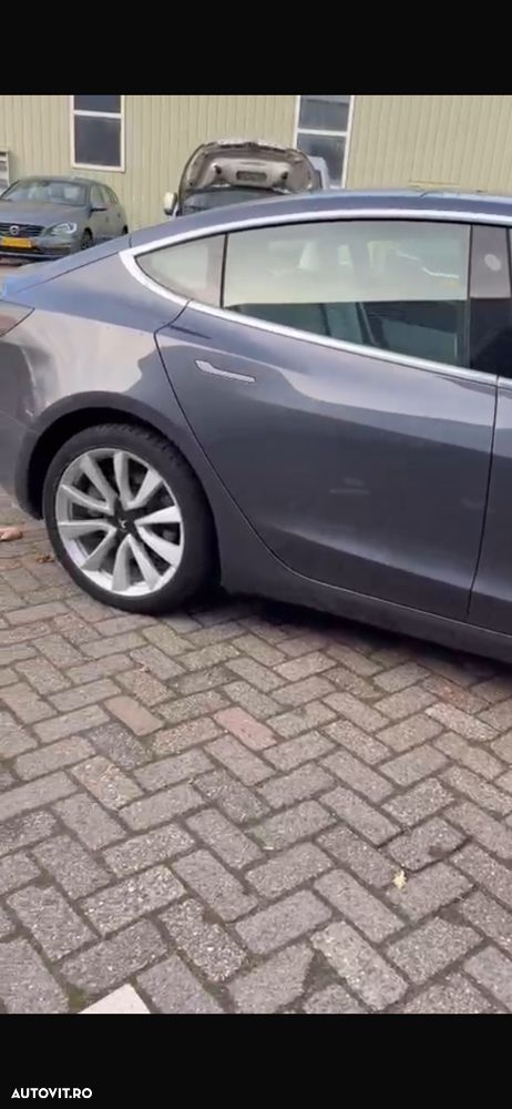 Tesla Model 3 RWD Hinterradantrieb - 13