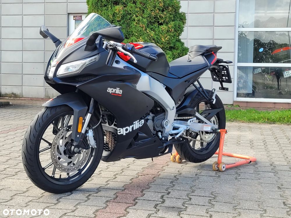 Aprilia RS - 9