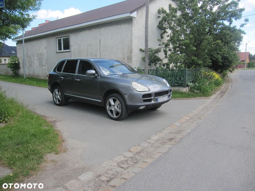 Porsche Cayenne - 11