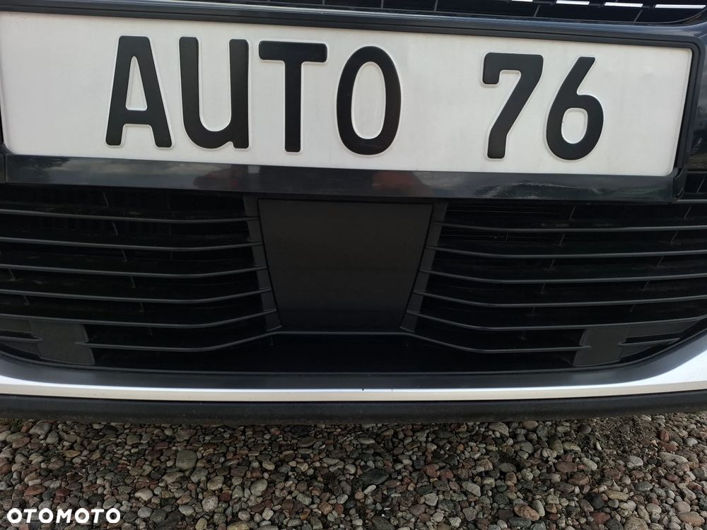 Peugeot 2008 1.2 PureTech Allure S&S EAT8 - 5