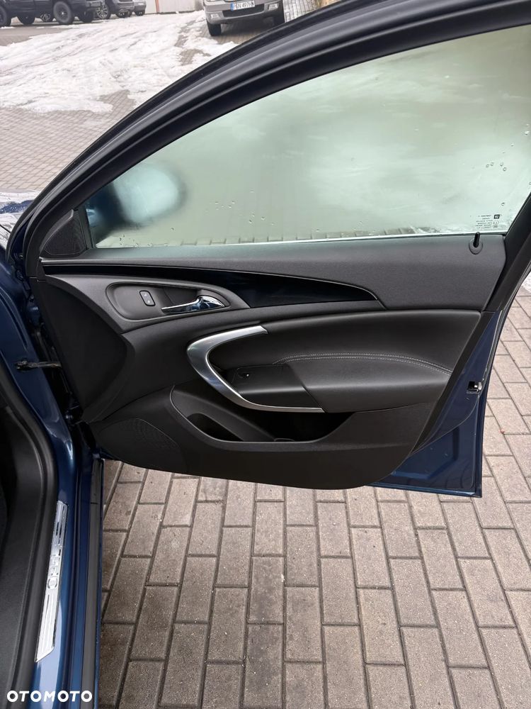 Opel Insignia - 18