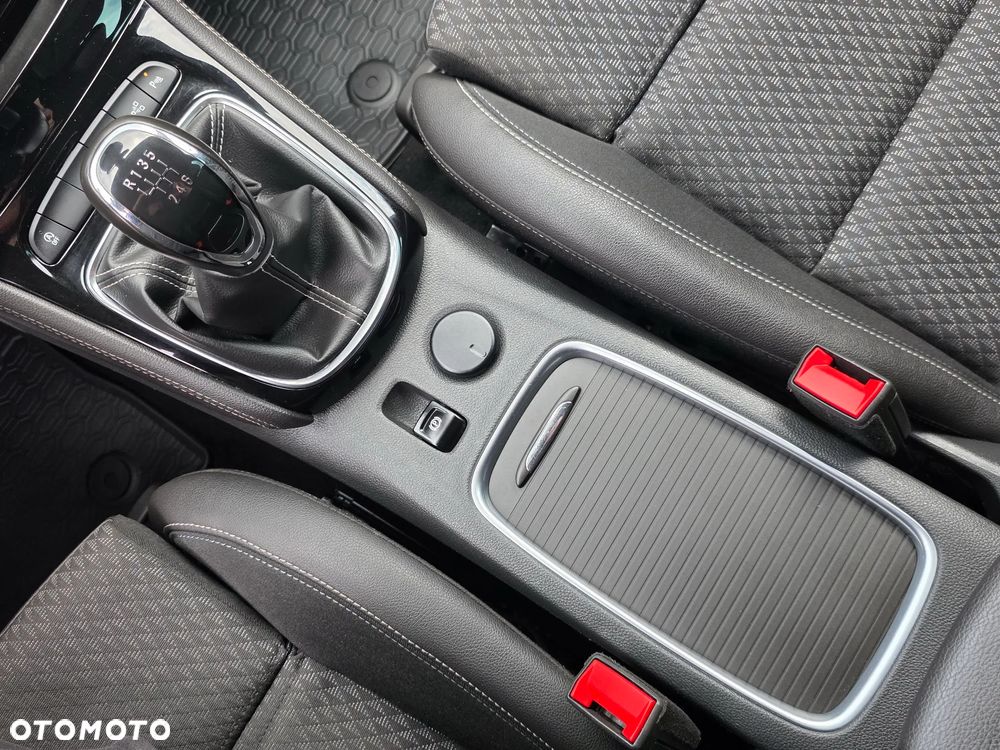 Opel Astra 1.4 Turbo Innovation - 39