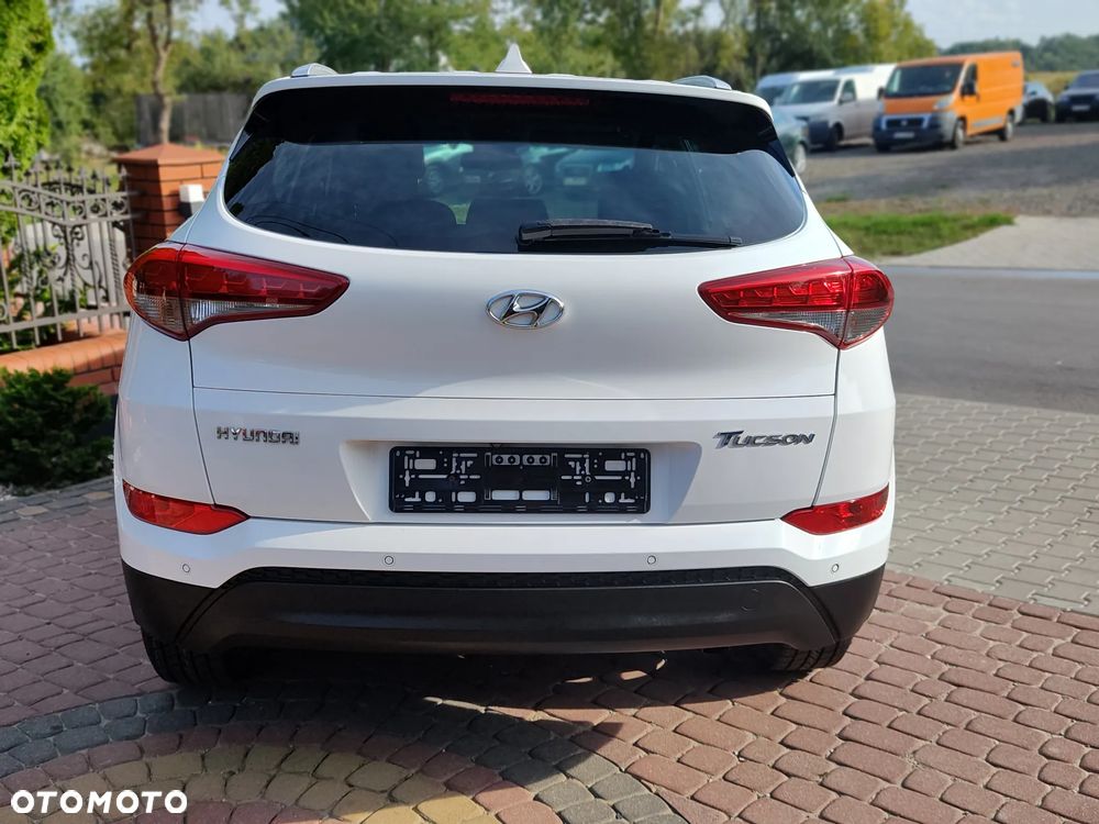 Hyundai Tucson blue 1.7 CRDi 2WD Style - 9