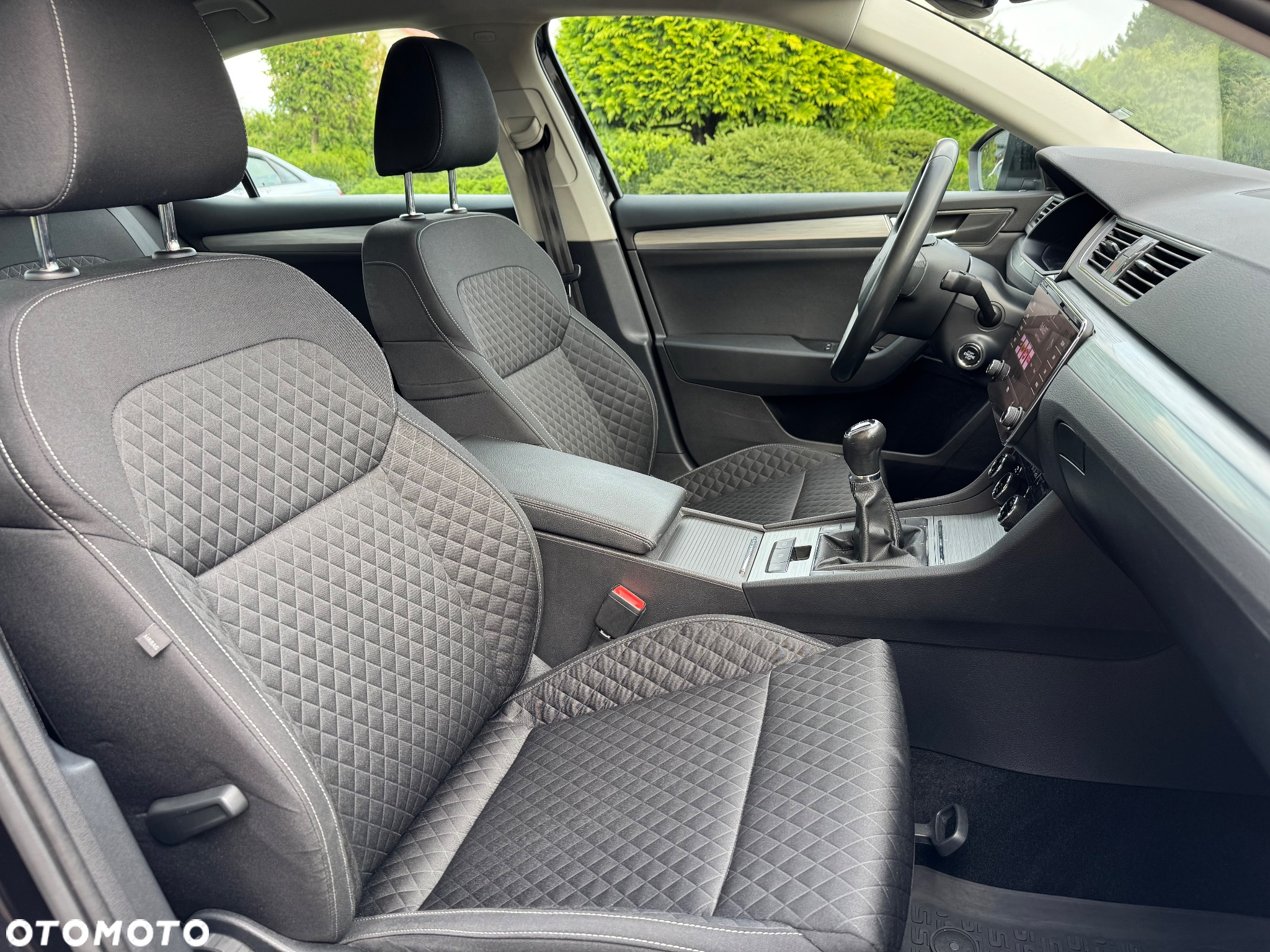 Skoda Superb 2.0 TDI Ambition - 15