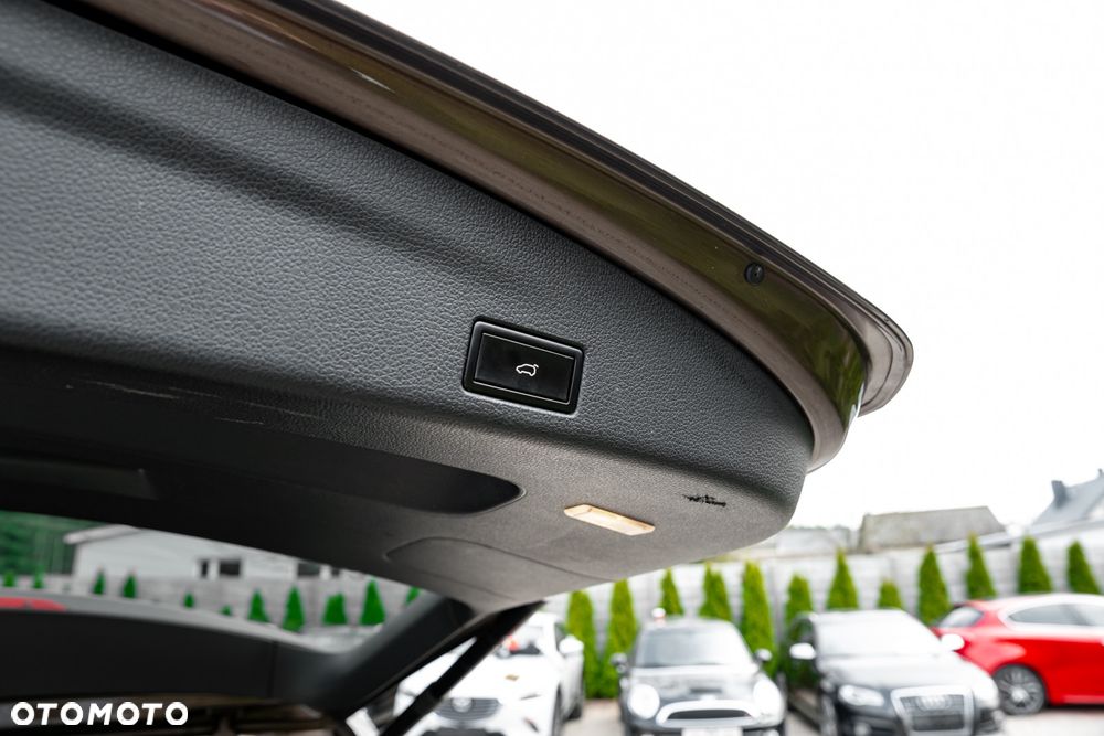 Volkswagen Sharan 2.0 TDI Highline DSG - 20