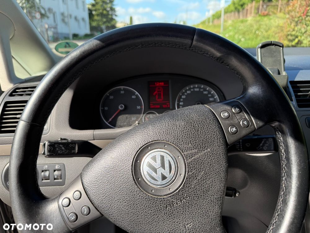 Volkswagen Touran 2.0 TDI Freestyle - 10