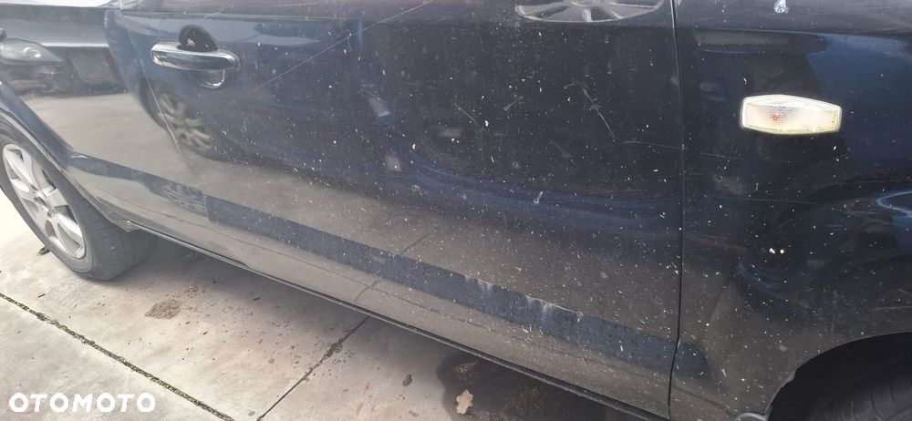 HYUNDAI TUCSON I 2.0 16V 04-09 KLAPA BAGAŻNIKA EB - 31