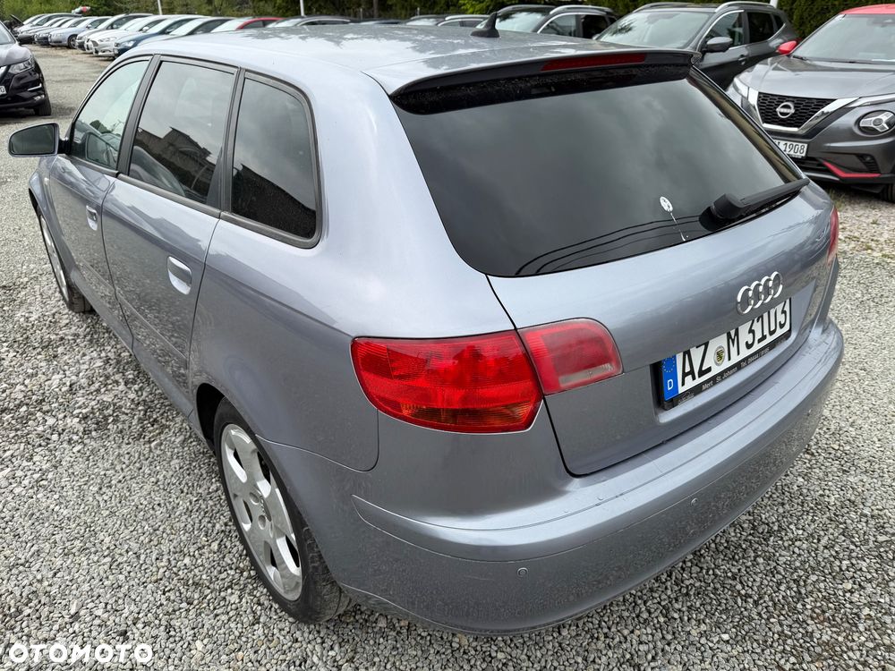 Audi A3 Sportback 1.6 S line Sportpaket plus - 11