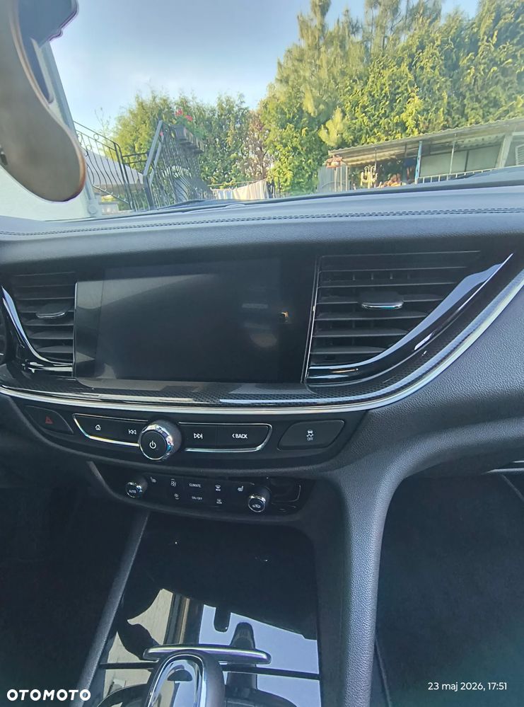 Opel Insignia - 8