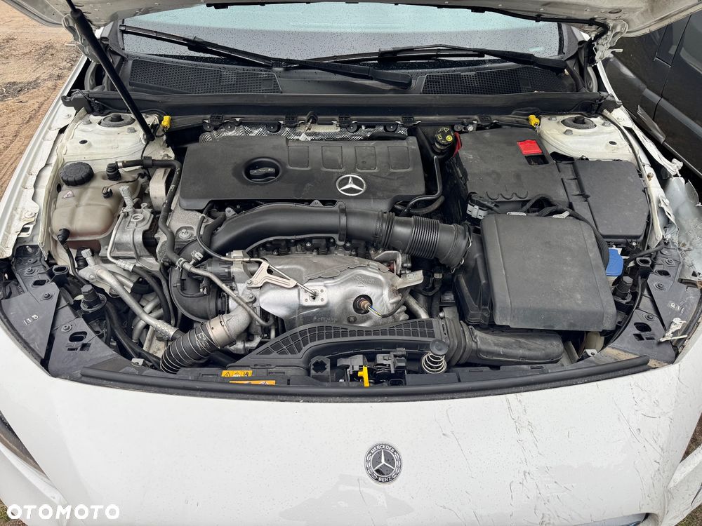 Mercedes-Benz Klasa A 250 Sport 7G-DCT - 24