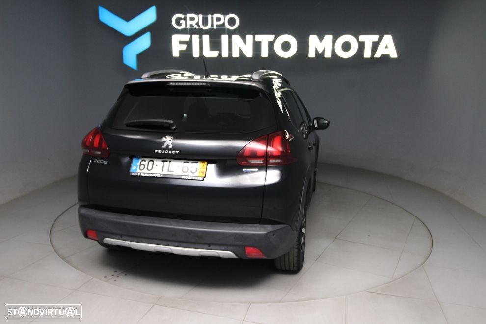 Peugeot 2008 1.2 PureTech Allure EAT6 - 3