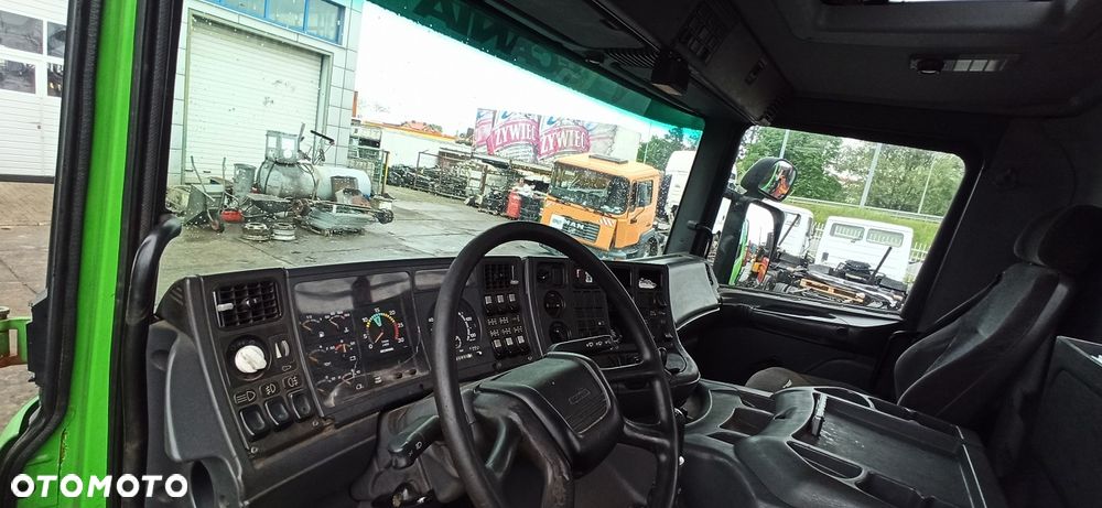 Scania 124 C 360 6x6 - 6