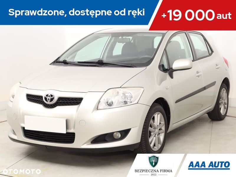 Toyota Auris - 2