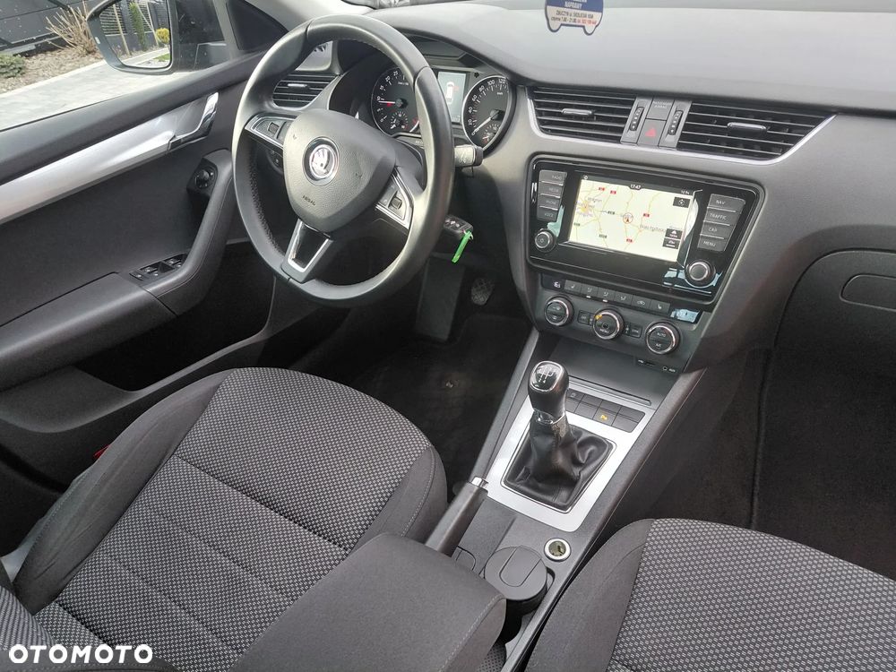 Skoda Octavia - 25