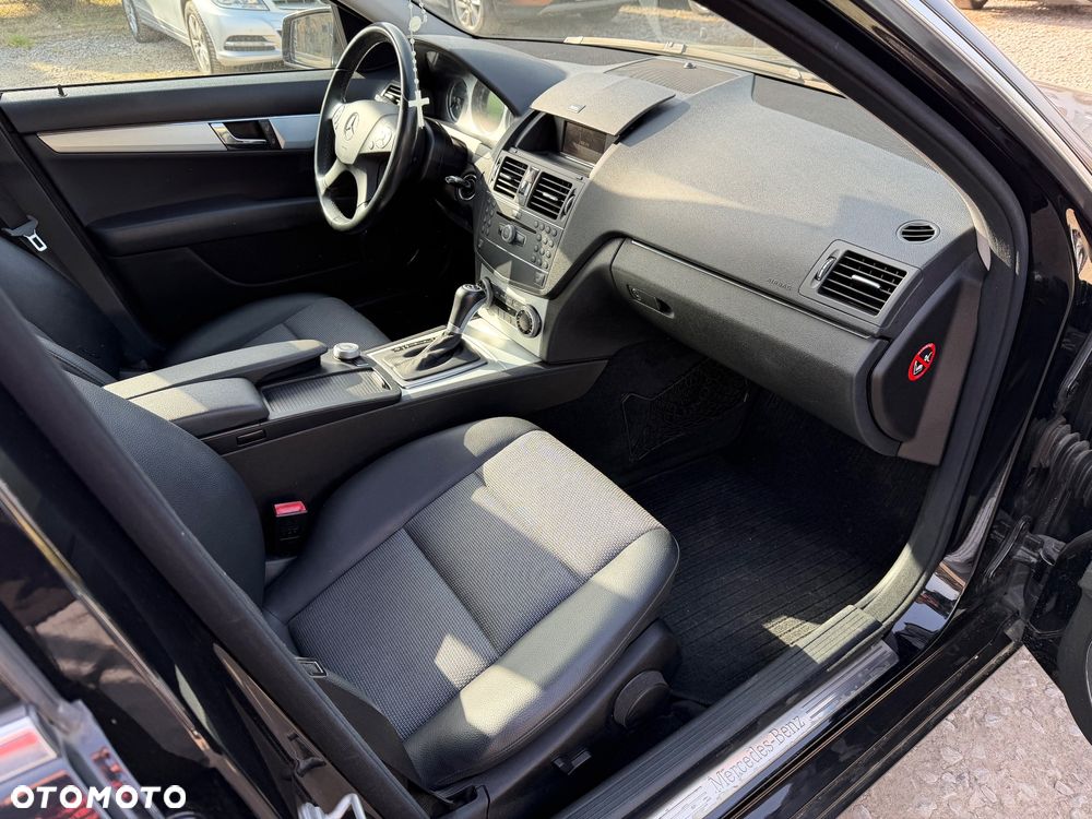 Mercedes-Benz Klasa C - 24