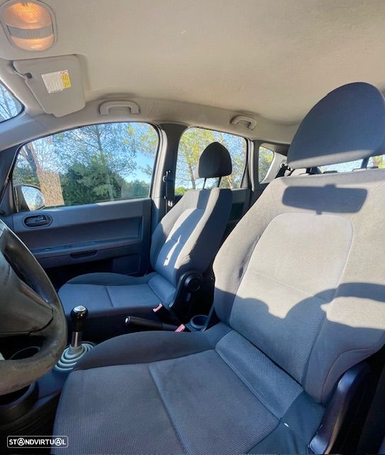 Mitsubishi Colt 1.1 Base - 6