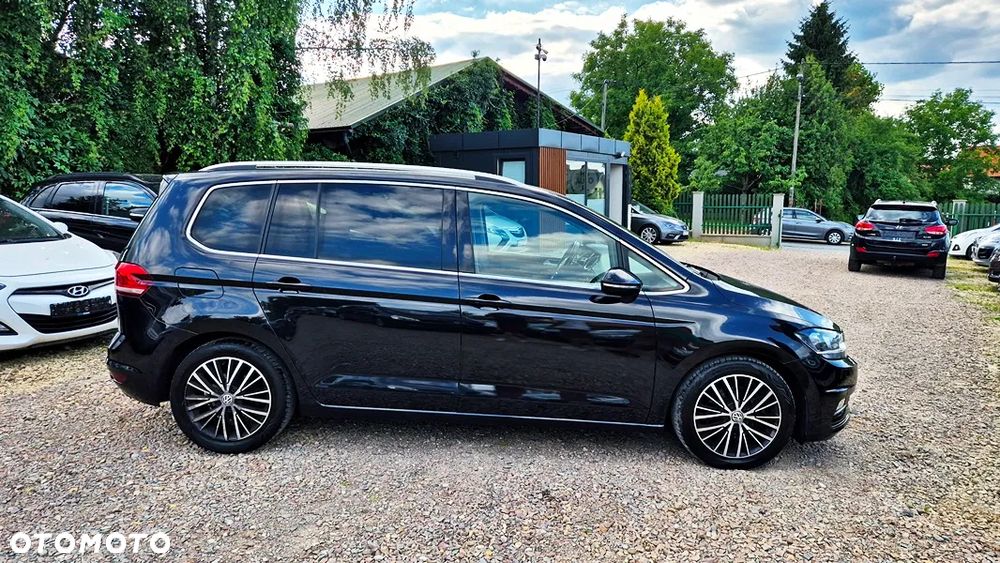 Volkswagen Touran - 8