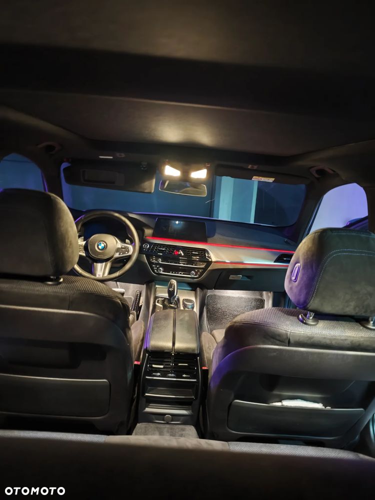 BMW Seria 5 530d xDrive Sport Line sport - 7