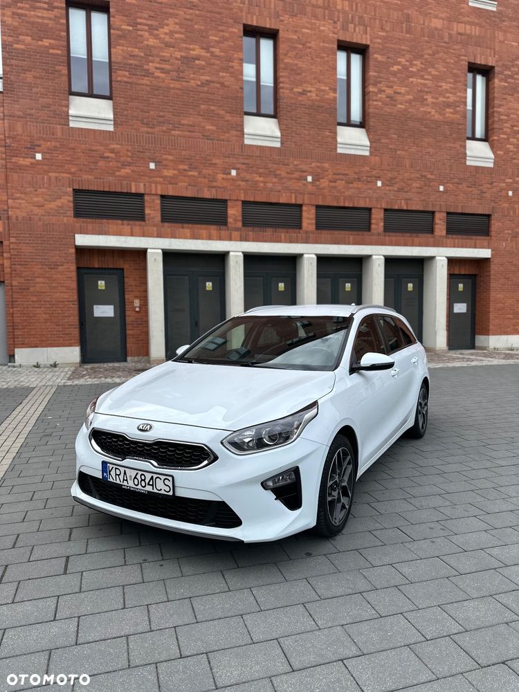 Kia Ceed 1.6 CRDi mHEV L DCT - 4