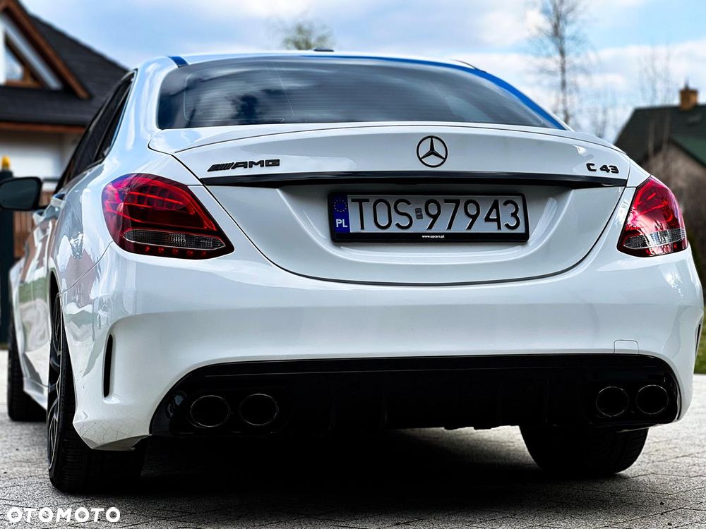 Mercedes-Benz Klasa C AMG 43 4Matic 9G-TRONIC - 14