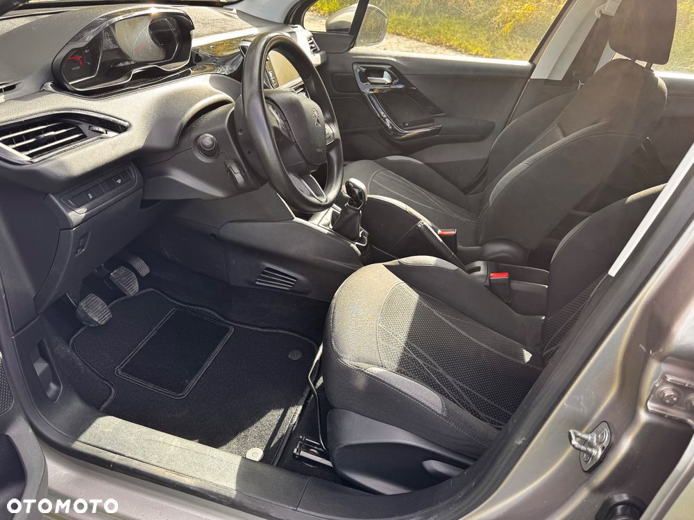 Peugeot 208 1.2 VTi Active - 21