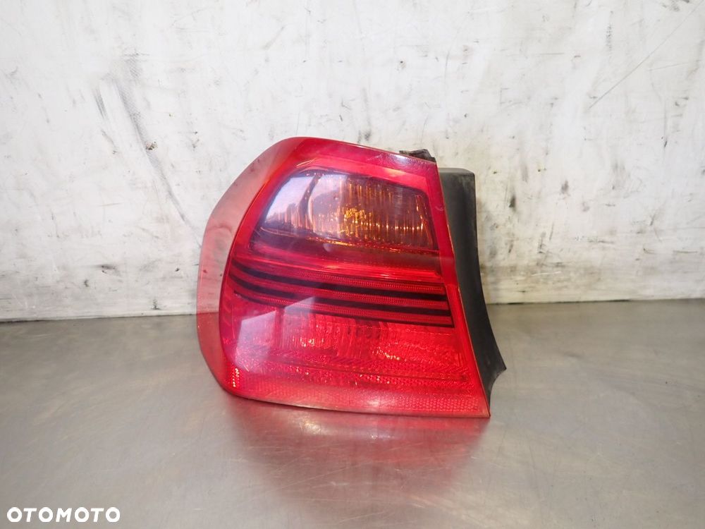 LAMPA LEWA TYLNA BMW E90 6937457 - 1