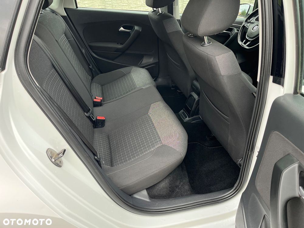 Volkswagen Polo 1.2 TSI (Blue Motion Technology) Comfortline - 30