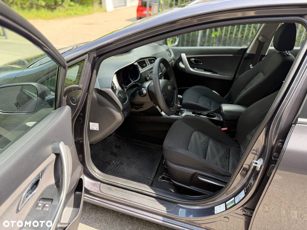 Kia Ceed - 7