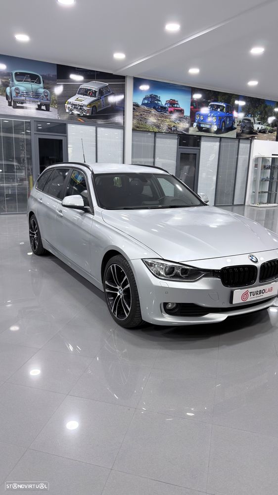 BMW 320 d Luxury Line - 3