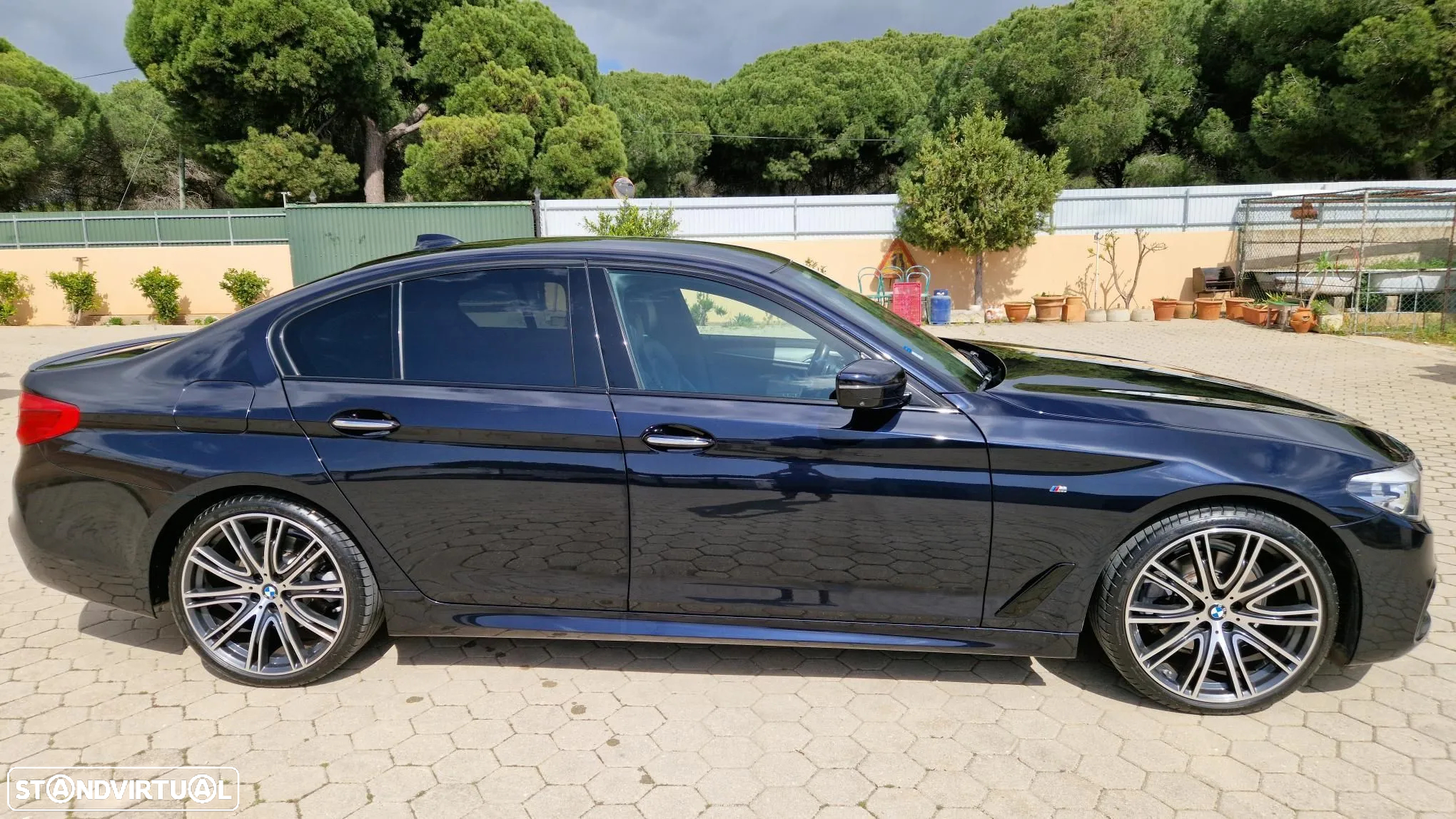 BMW 520 d ED Pack M - 17